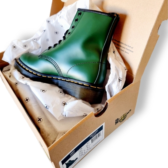 Dr. Martens 1460 8-Eye, green leather boots UK 4 | US / AU 6 | EUR 37 - Picture 2 of 10